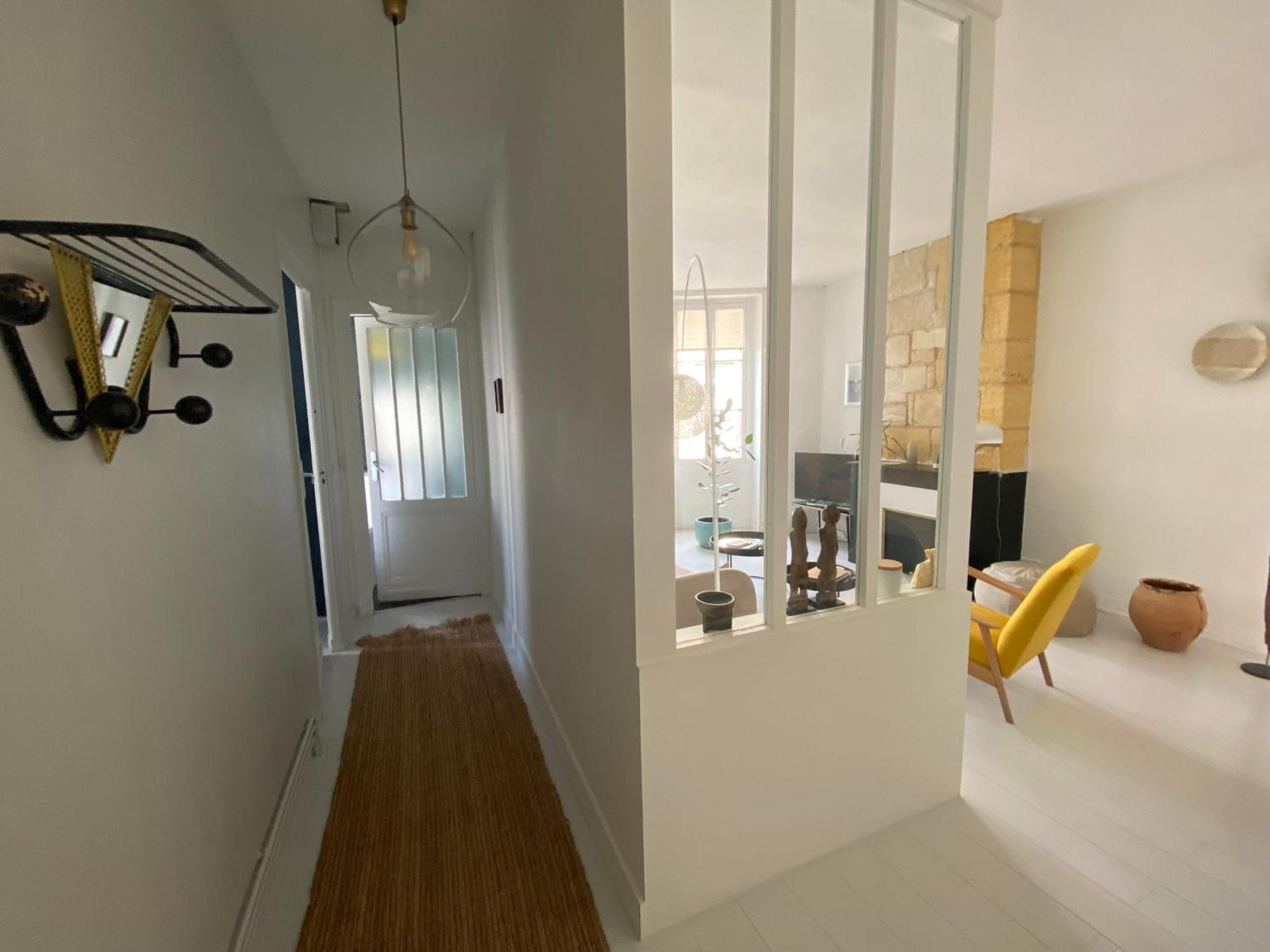 Bo, Peace & Bordeaux Apartment ภายนอก รูปภาพ