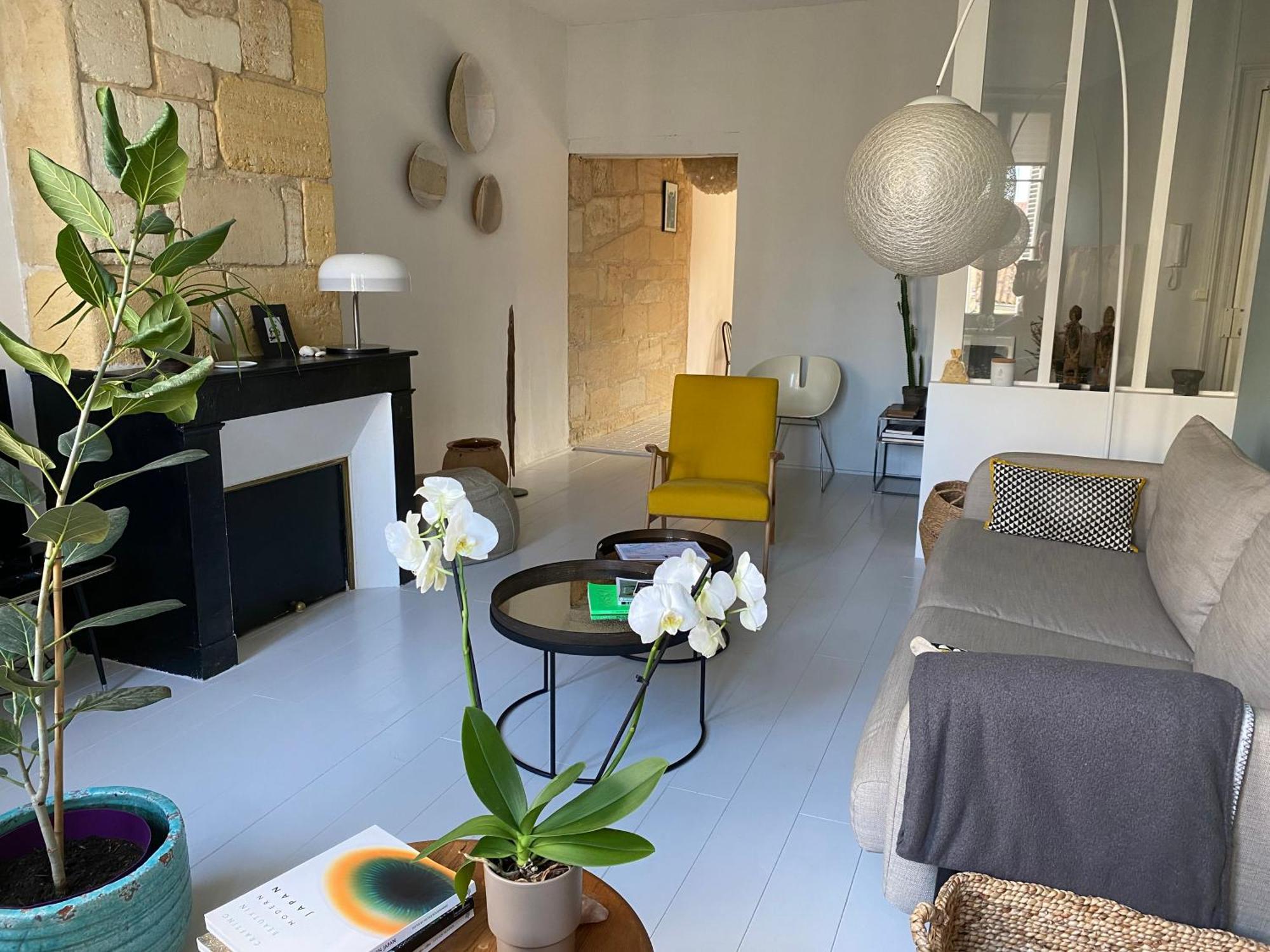 Bo, Peace & Bordeaux Apartment ภายนอก รูปภาพ